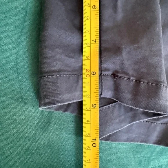 Old Navy Mens Ultimate Tech Slim Shorts Navy Blue 32 Built-In Flex - Picture 7 of 11